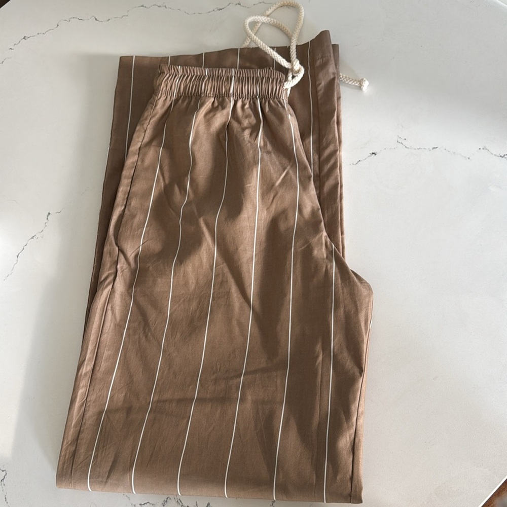 DONNI. Taupe Pinstripe Wide Leg Pants - Picture 3 of 4